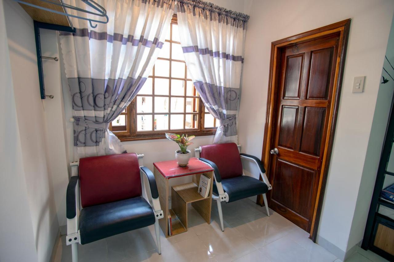 Lotus Homestay Туихоа Экстерьер фото