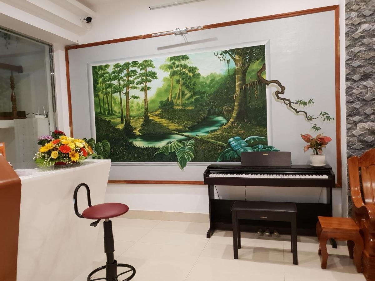 Lotus Homestay Туихоа Экстерьер фото
